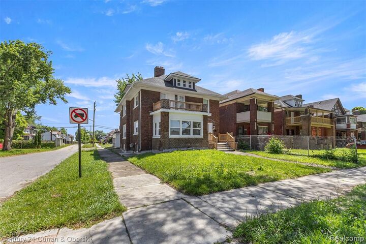 Property Photo: 8438 Dexter Avenue MI 48206