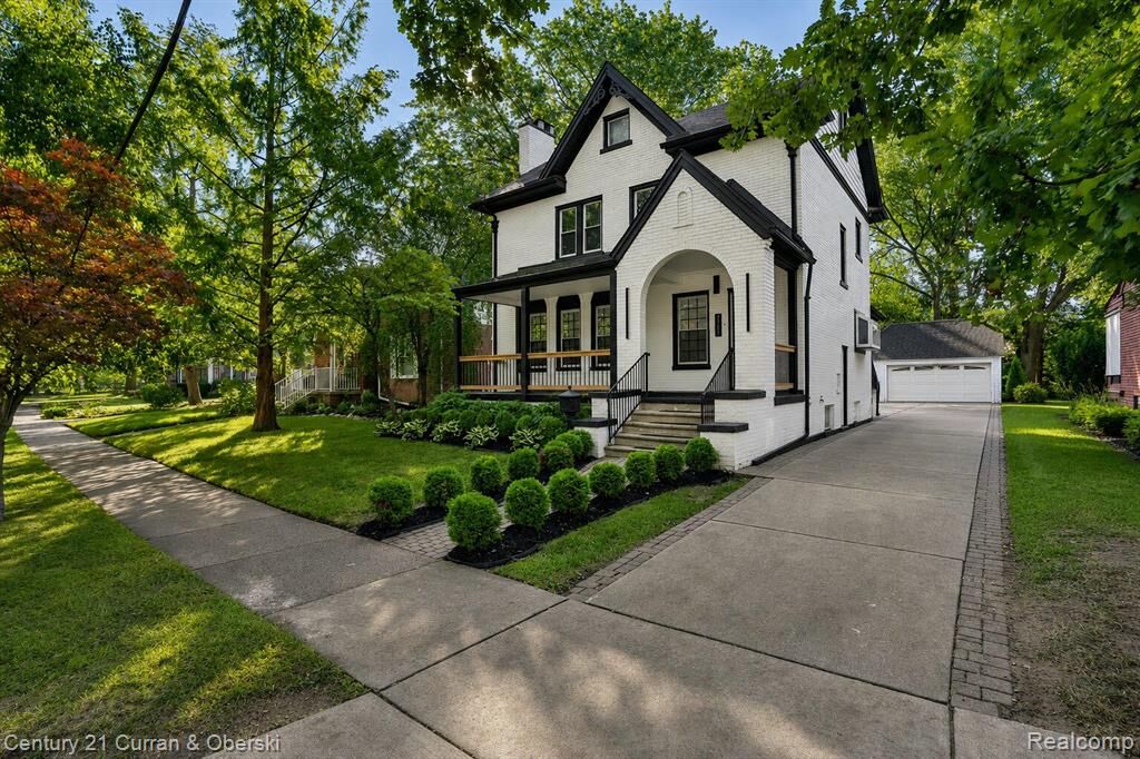 Property Photo:  24401 Emerson Street  MI 48124 
