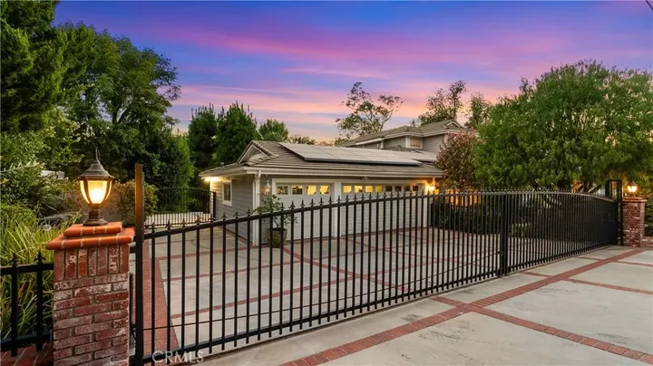 Property Photo:  24335 Arcadia Street  CA 91321 