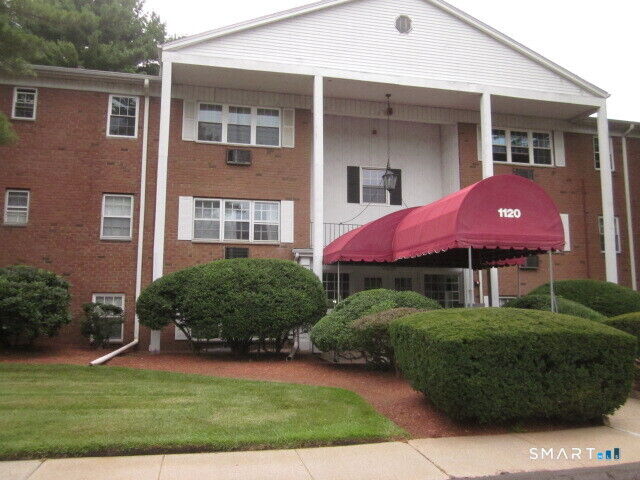Property Photo:  1120 New Haven Avenue 133  CT 06460 
