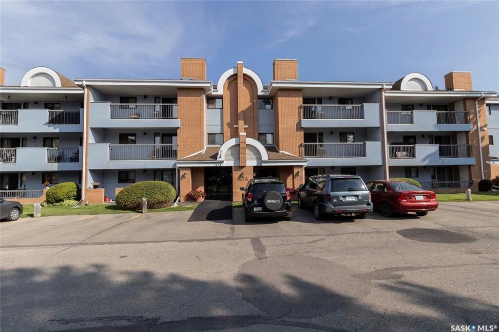 Property Photo:  217A Cree Place 306  SK S7K 7Z3 