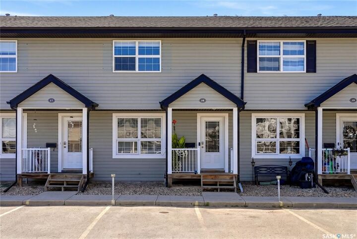 4500 Child Avenue 18 — photo 1