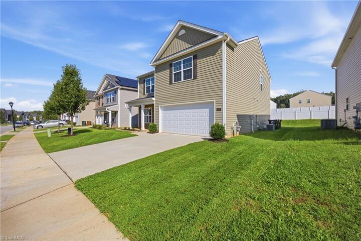 Property Photo:  5143 Nokota Place  NC 27405 