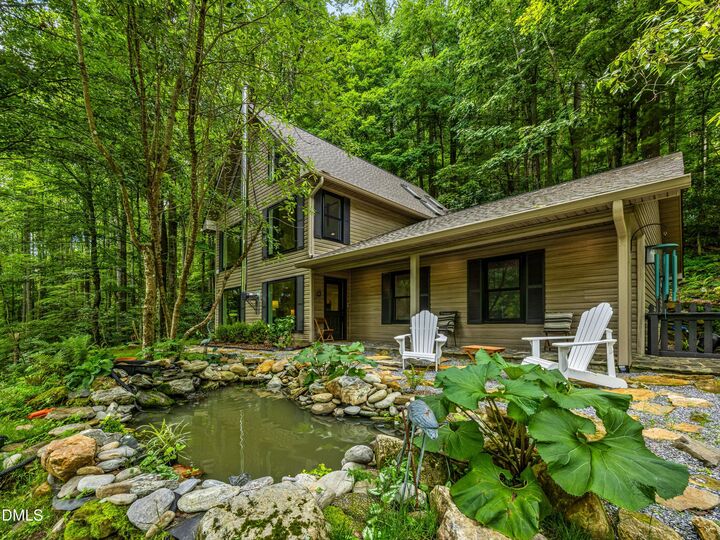 Property Photo: 81 Summer Trees Lane NC 28714