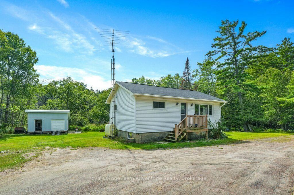 Property Photo: 138 559 Highway ON P0G 1G0