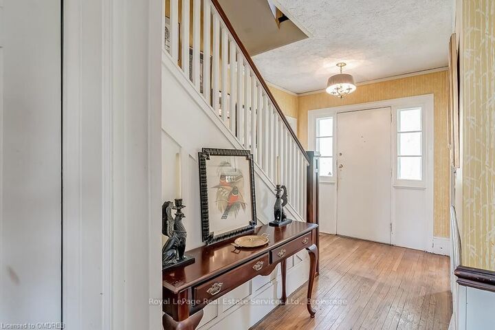 Property Photo:  200 William Street  ON L6J 1C7 