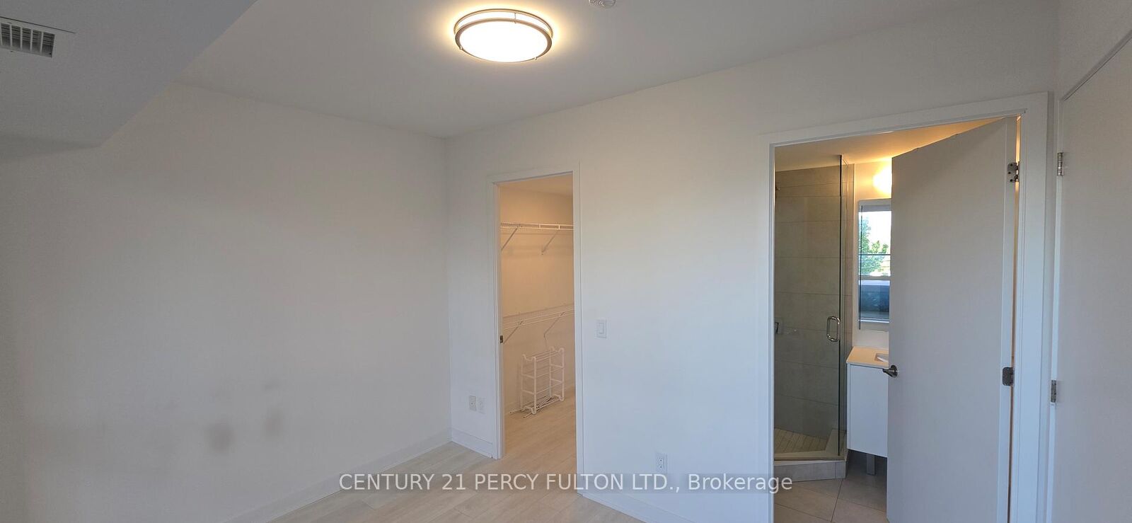 Property Photo: 8 Tippett Road 309 ON M3H 0E7