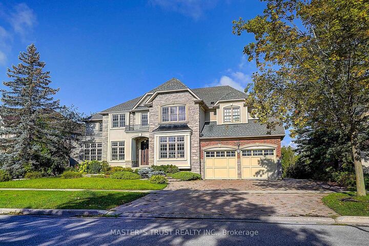 Property Photo: 122 Angus Glen Boulevard ON L6C 3B8