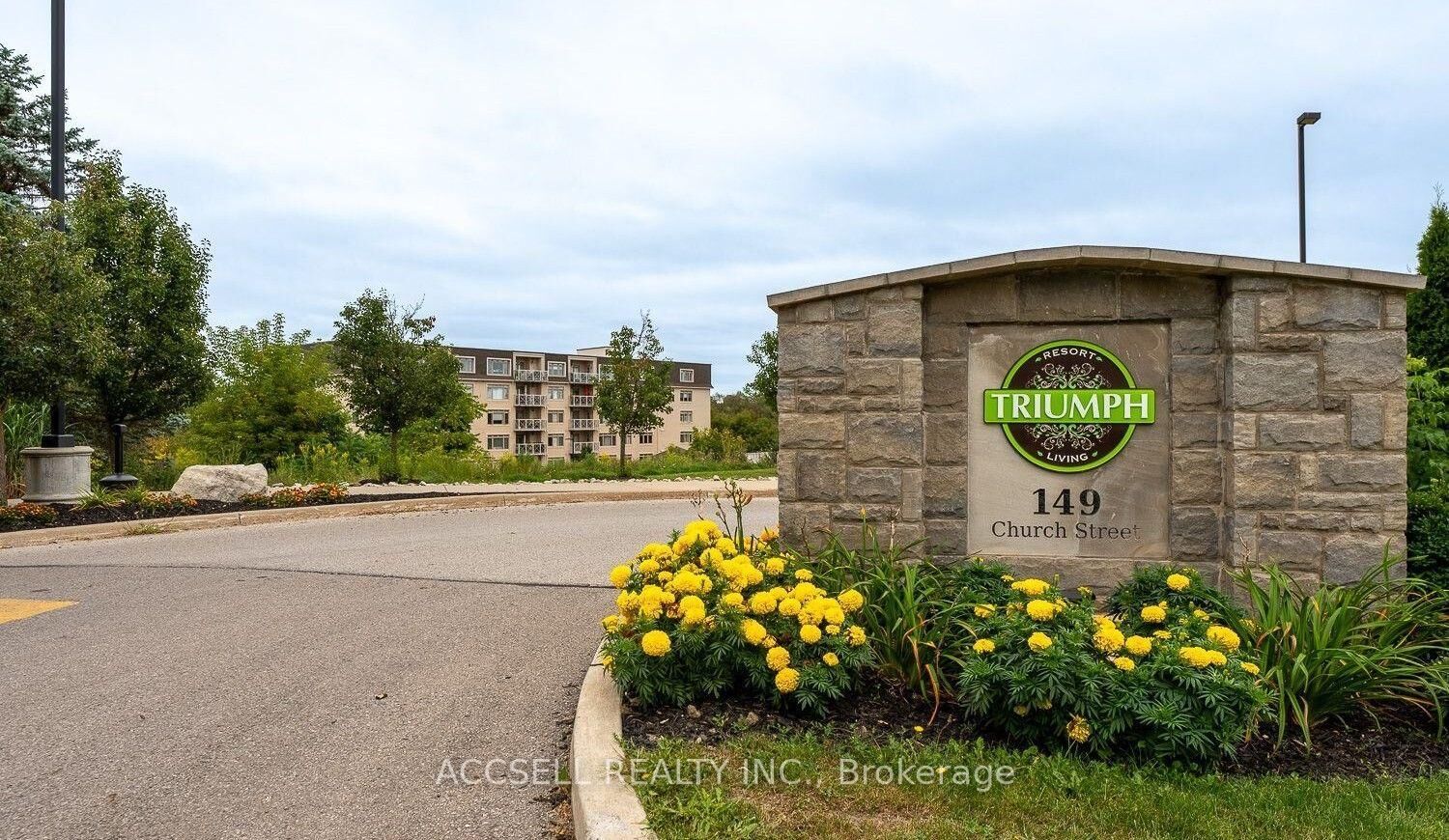 Property Photo: 149 Church Street 406 ON L0G 1T0