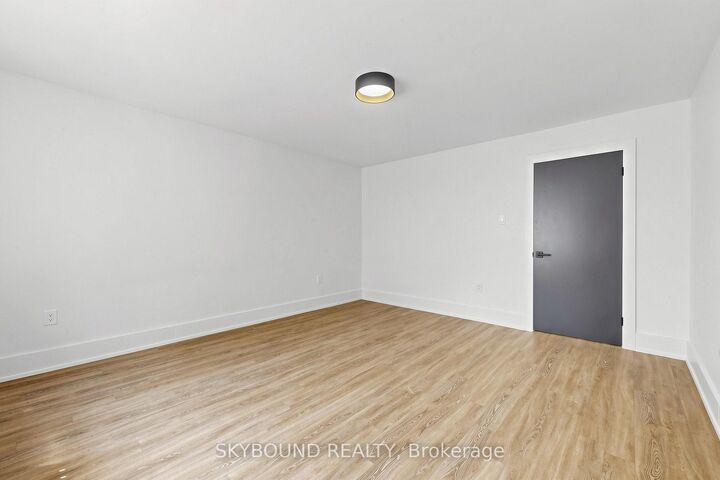 Property Photo:  1165 Kingston Road 16  ON M1N 1P2 