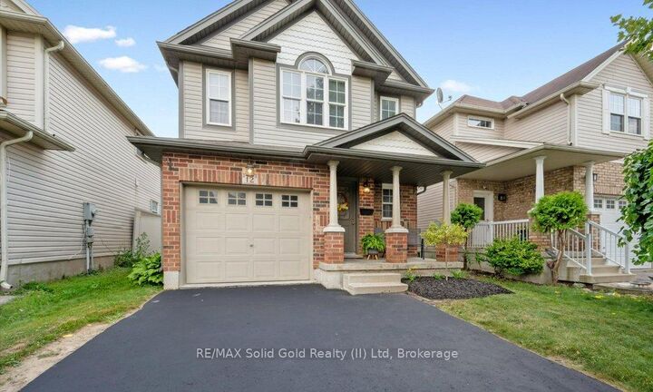 Property Photo: 12 Frankfurt Street ON N2R 1T5