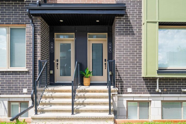 Property Photo:  583 Takamose Private 217  ON K1K 4Z4 