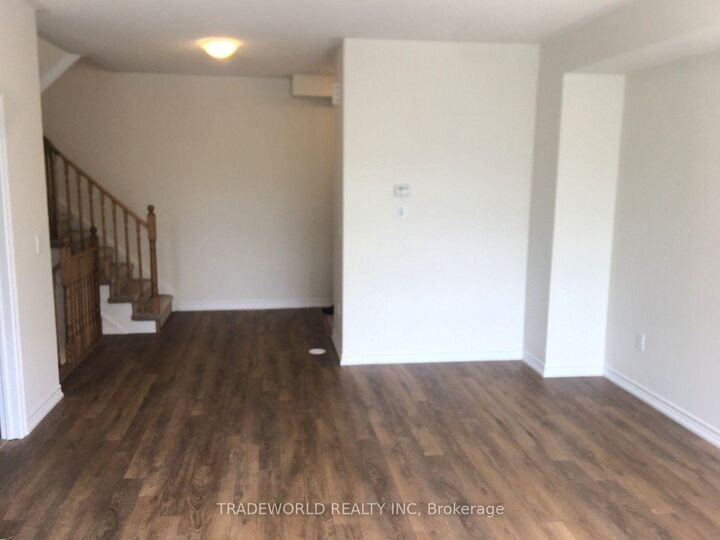 Property Photo: 181 Parktree Drive 40 ON L6A 5B1