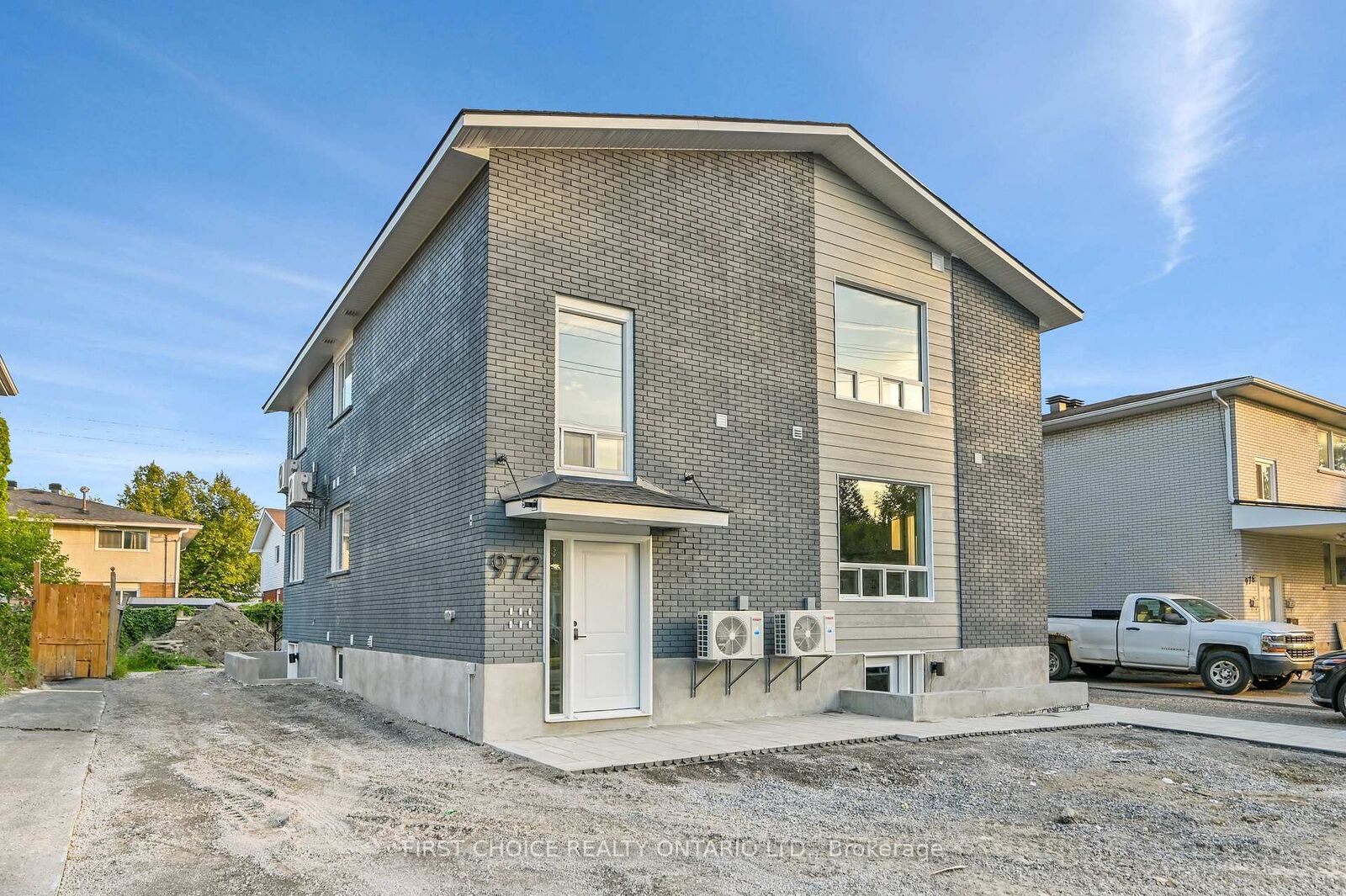 Property Photo:  972 Dynes Road 1  ON K2C 0G8 