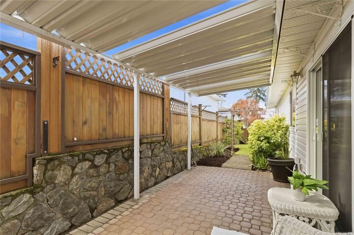 Property Photo: 23 Eagle Lane BC V9A 7M2
