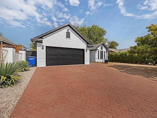 Property Photo: 10901 Parkfield Drive TX 78758