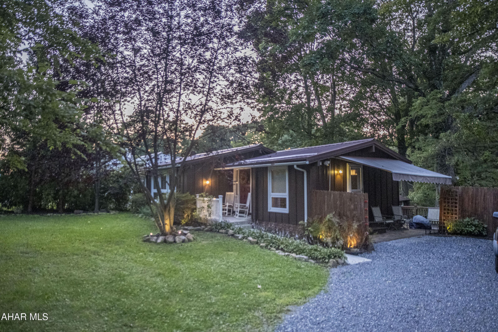 Property Photo:  1216 Rosehill Drive  PA 16602 