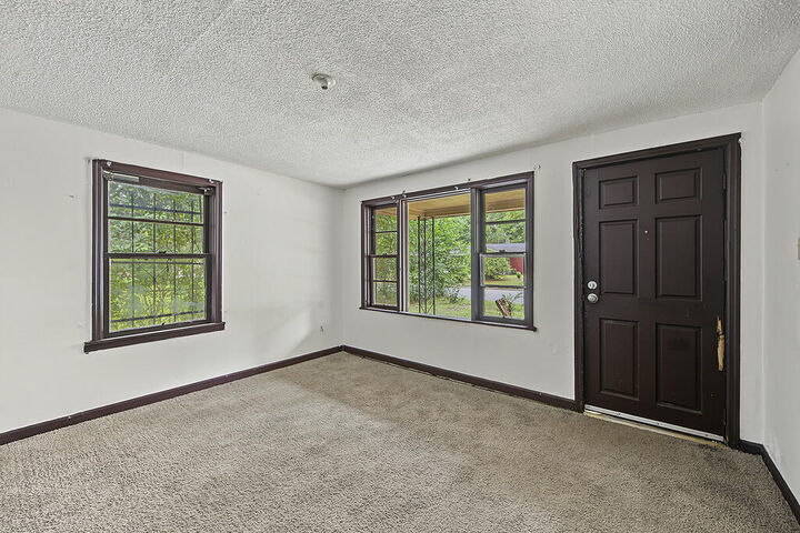 Property Photo:  304 Wells Ave  GA 31701 