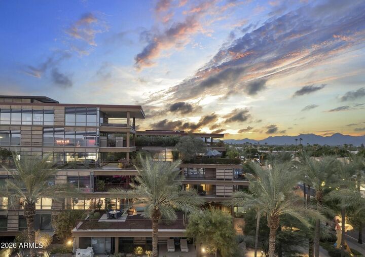 Property Photo:  7157 E Rancho Vista Drive 3006  AZ 85251 