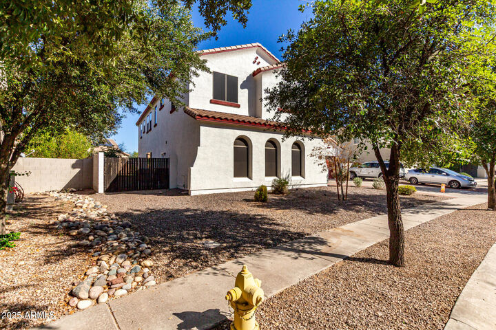 Property Photo: 6233 S Rochester Drive AZ 85298