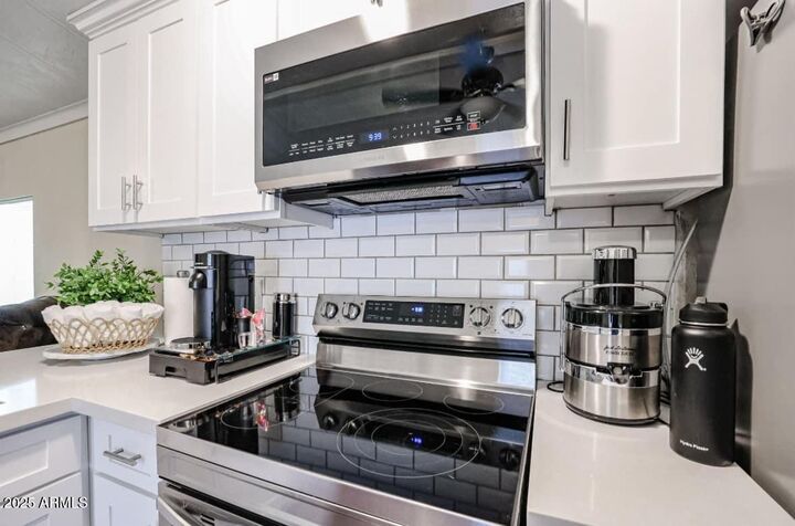 Property Photo: 12727 W Glendale Avenue 106 AZ 85307