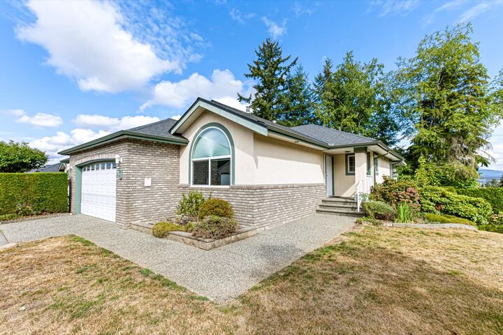 Property Photo:  32777 Chilcotin Drive 28  BC V2T 5W4 