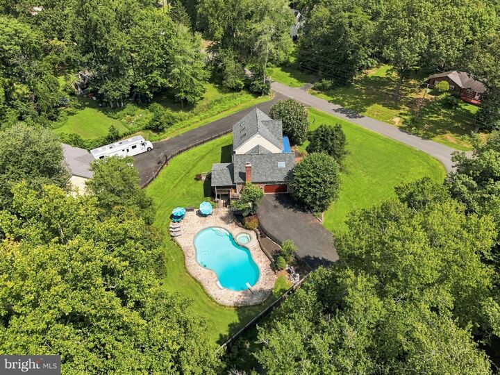 Property Photo: 9438 Petterson Lane VA 20112