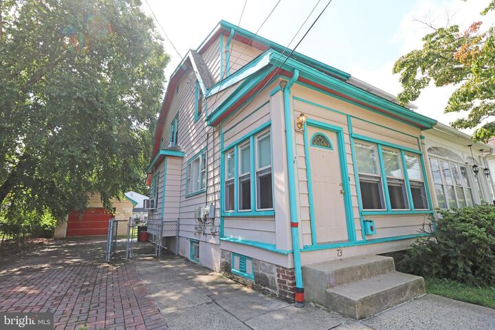 Property Photo: 73 N Ridgeway Avenue PA 19036
