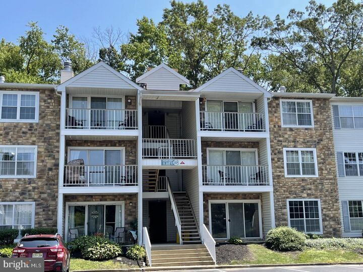 Property Photo:  55 Willow Court  NJ 08619 