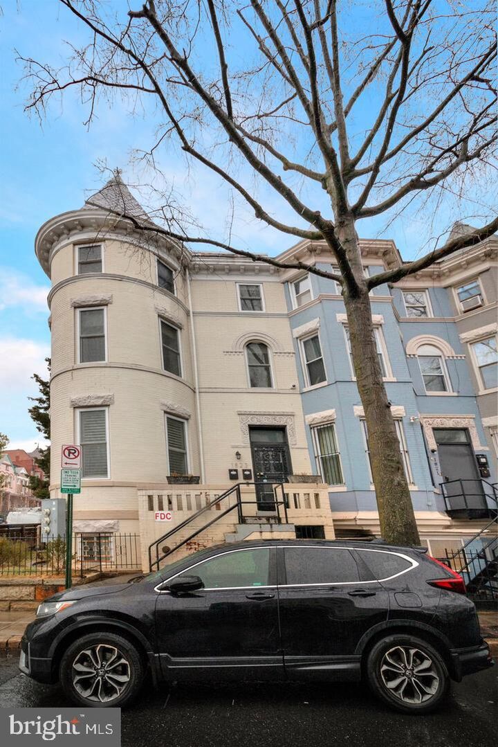 Property Photo:  1823 N Capitol Street NE A  DC 20002 