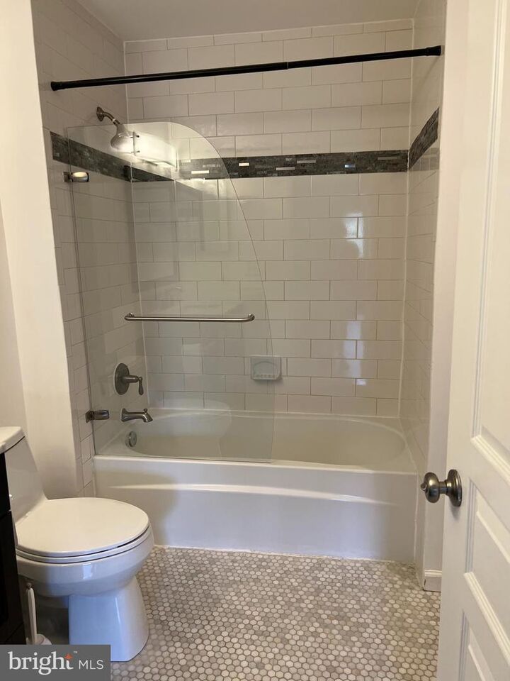 Property Photo:  5573 Seminary Road 305  VA 22041 