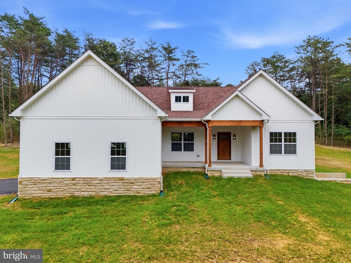 Property Photo: 42 Spruce Lane WV 25411