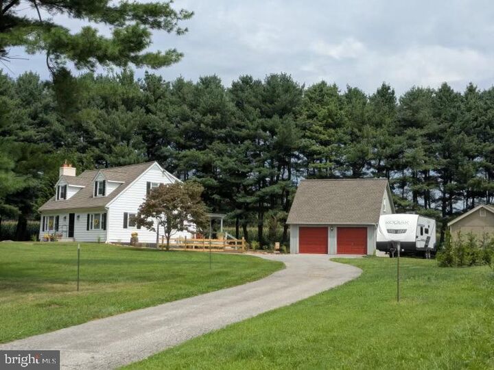 Property Photo: 227 Parsons Road PA 19350
