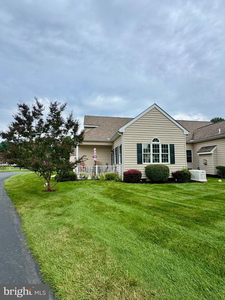 Property Photo: 2102 Half Mile Post N PA 19060