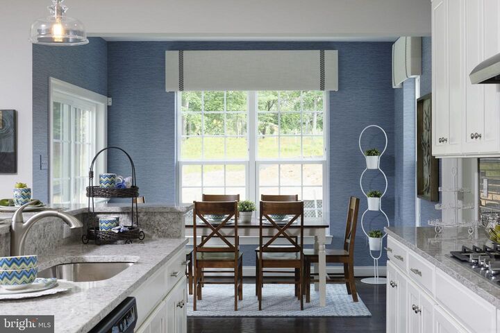 Property Photo: 7103 Donston Drive MD 20707