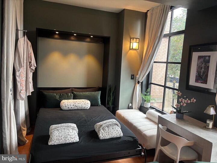Property Photo: 437 New York Avenue NW 511 DC 20001