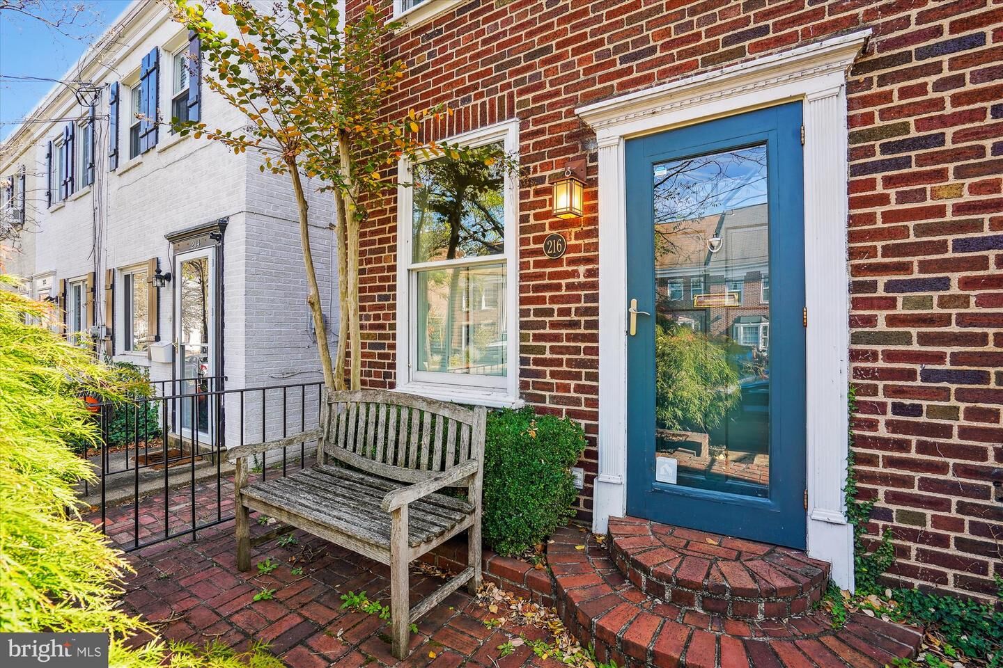 Property Photo: 216 S West Street VA 22314