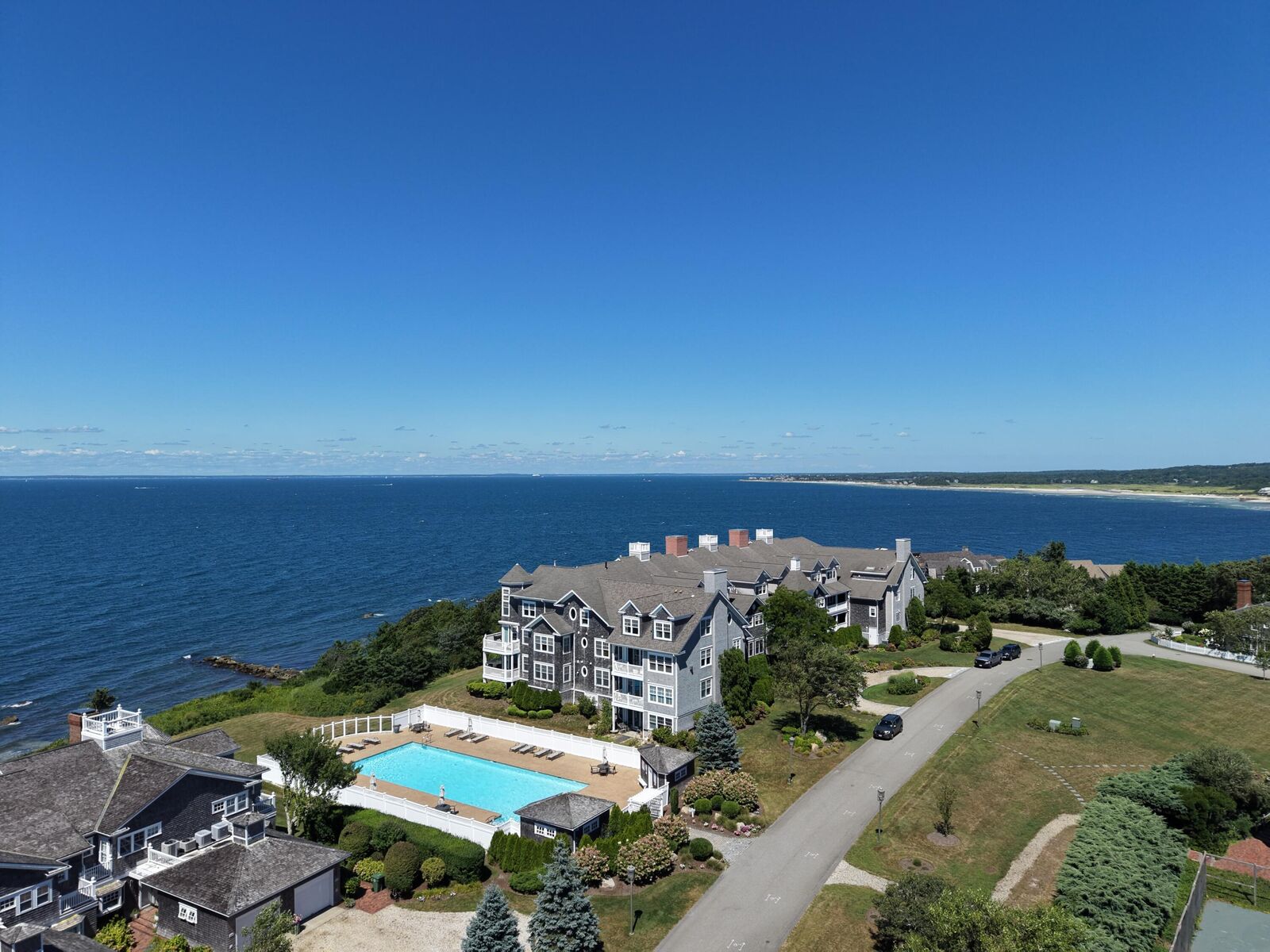 Property Photo:  28 Cape Codder Road Apt 207B  MA 02540 