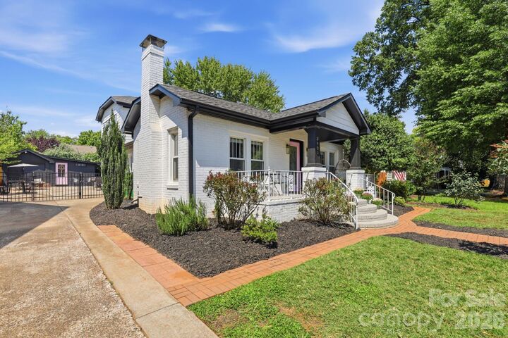 Property Photo: 3405 Benard Avenue NC 28206