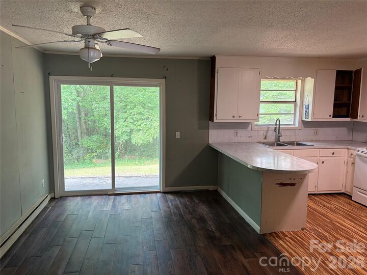 Property Photo: 318 Shady Lane NC 28128