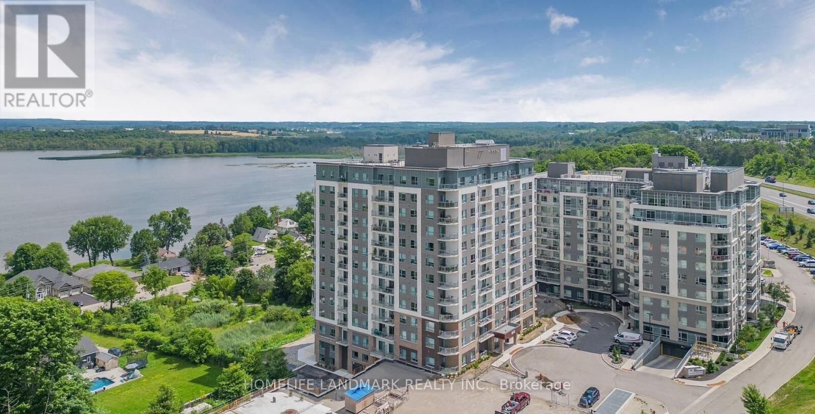 Property Photo: 56 Lakeside Terrace 409 ON L4M 0L4