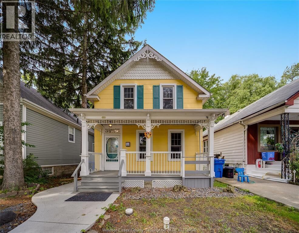 Property Photo: 211 Cameron ON N9B 1Y5