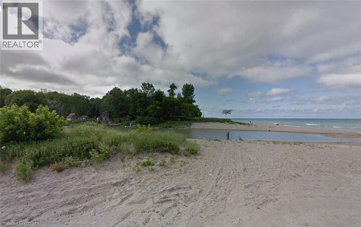 Property Photo:  40 Russell Street  ON N7A 3X9 