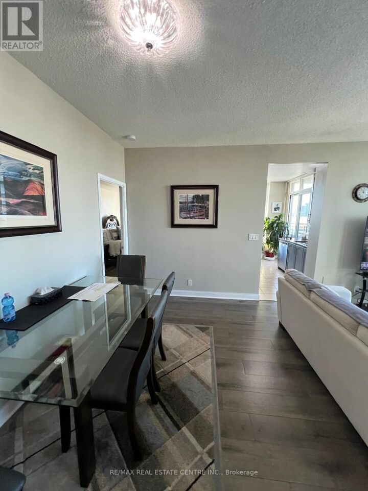 Property Photo: 70 Absolute Avenue 2109 ON L4Z 0A4