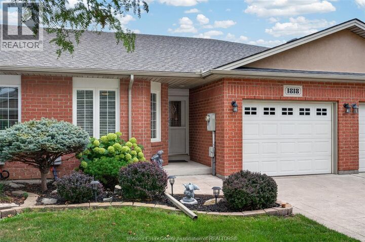 Property Photo:  1818 Luxury  ON N8P 1T2 