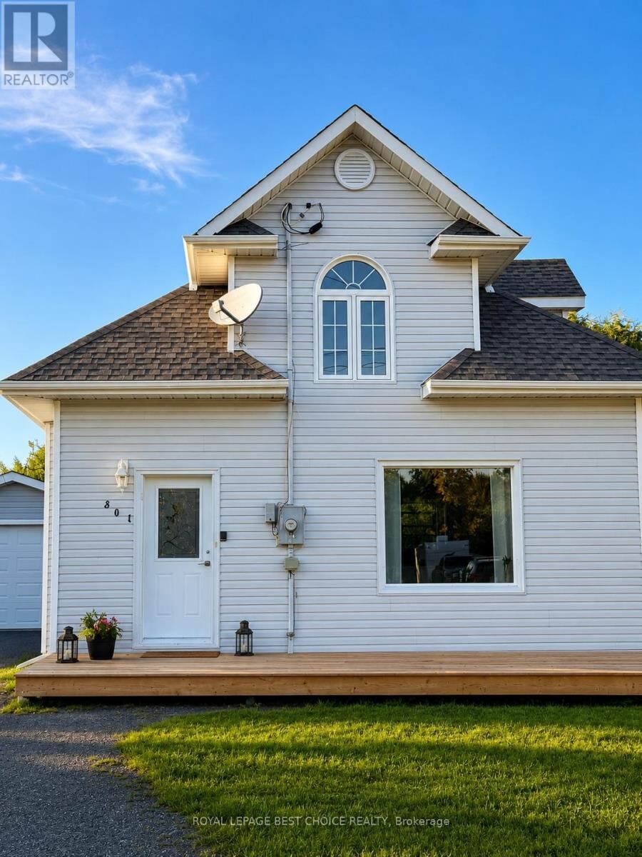 Property Photo:  301 Albert Street  ON P0J 1K0 