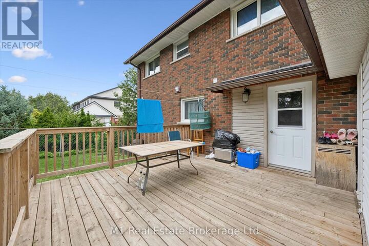 Property Photo:  53 Janefield Avenue  ON N1G 2L4 