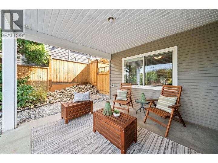 Property Photo:  710 17 Street Southeast  BC V1E 1W2 