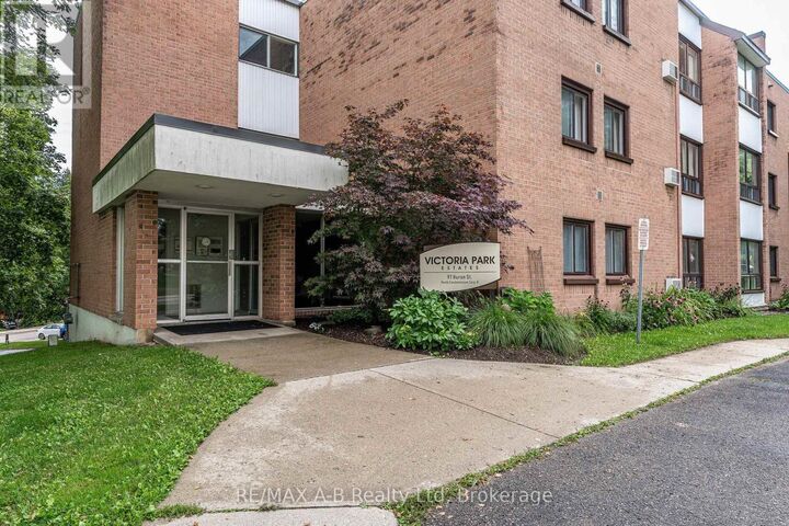 Property Photo:  97 Huron Street 104  ON N5A 5S7 