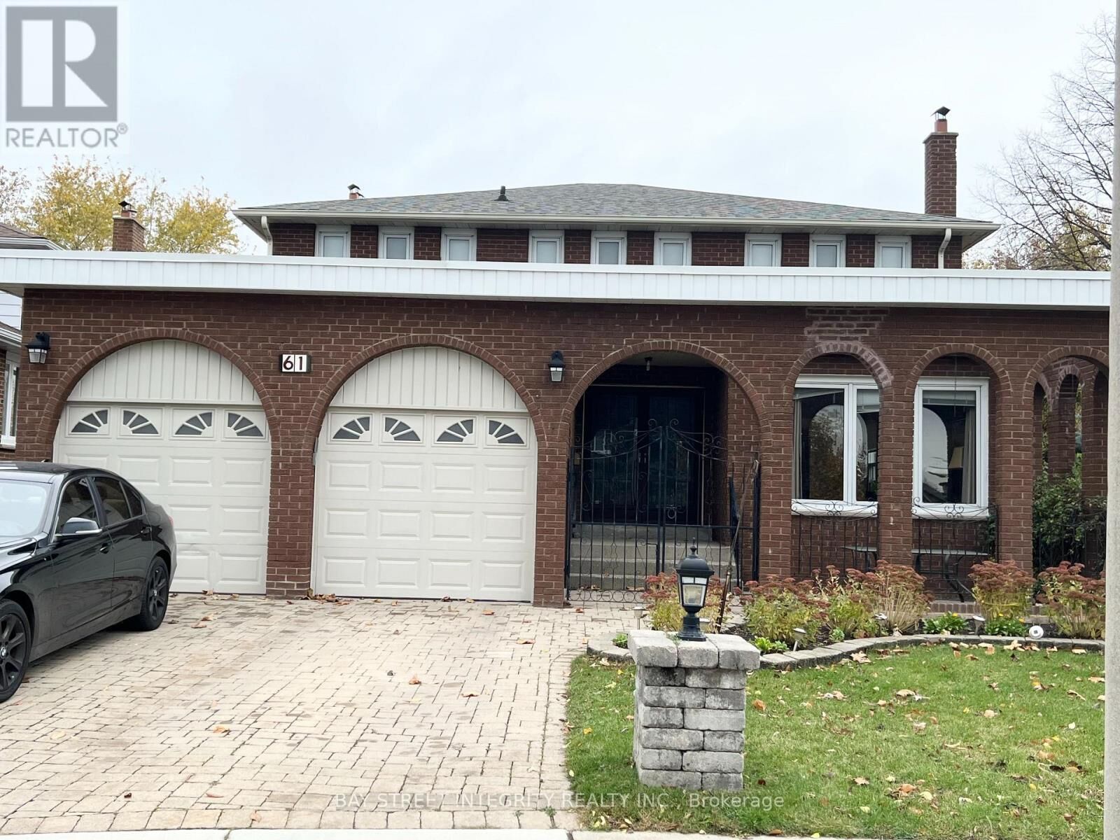Property Photo: 61 Morbank Drive ON M1V 2M1